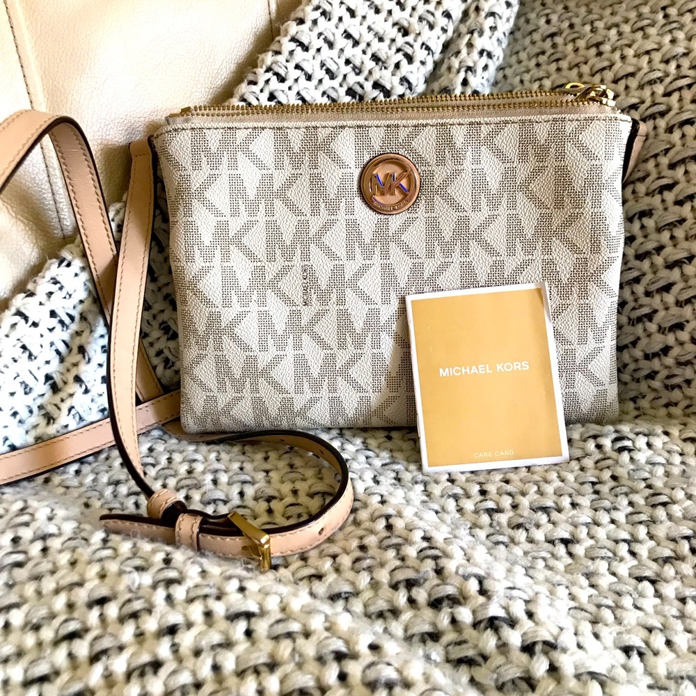 Michael Kors crossbody